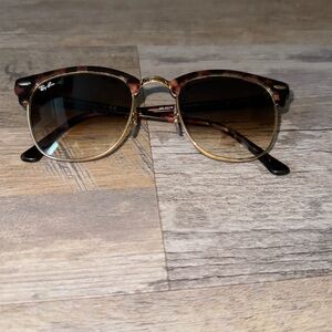 Ray-Ban Clubmaster Brown Patterned Sunglasses